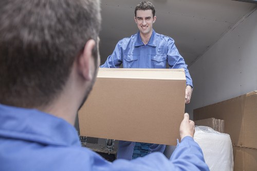 Team preparing a safe van move in Elephant and Castle