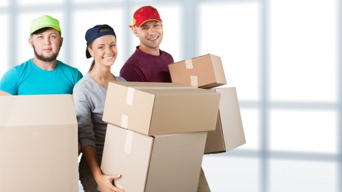 Flexible man and van service for South London moves