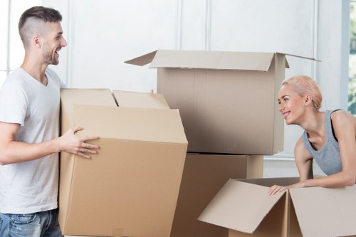 Residential and commercial moving van support in South London