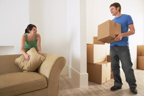 Packing and loading service for flats near Elephant and Castle